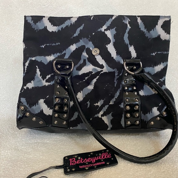 Betsy Johnson Purse - Picture 3 of 4